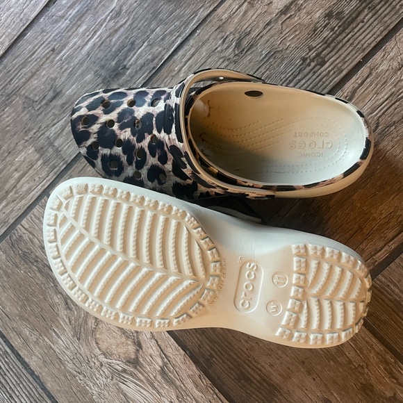 Crocs leopard platform W 11 EUC - Picture 5 of 7
